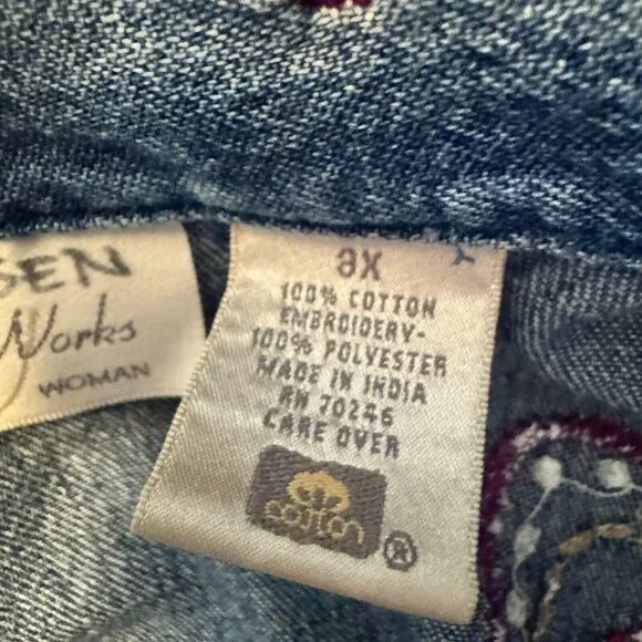 E. Larsen Studio Works Womens 2X Denim Jacket Floral Embroidered Button Up‎ - Picture 10 of 11